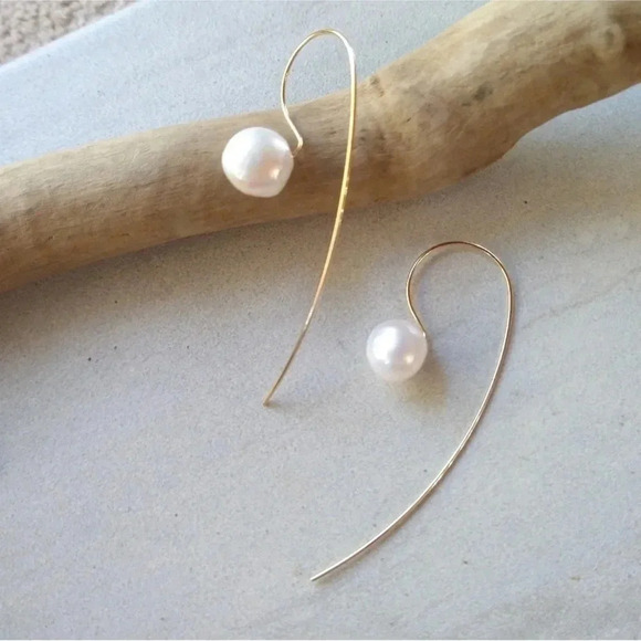 2 LEFT! Pearl Threader Earrings Gold Natural Baroque - Picture 9 of 13